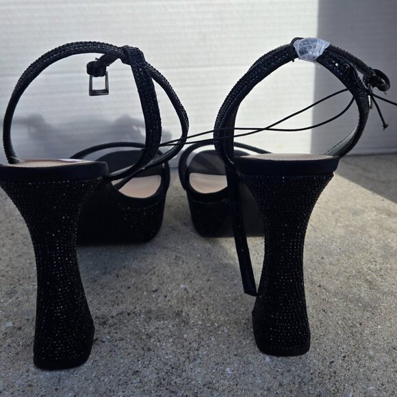 NEW I.Miller Black Sparkle Heals - Picture 2 of 7